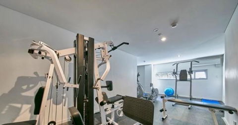 Scene Apartment 11 - Accommodation Redcliffe 25