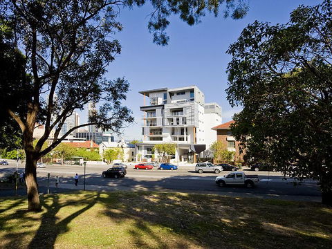 Scene Apartment 11 - Accommodation Redcliffe 21