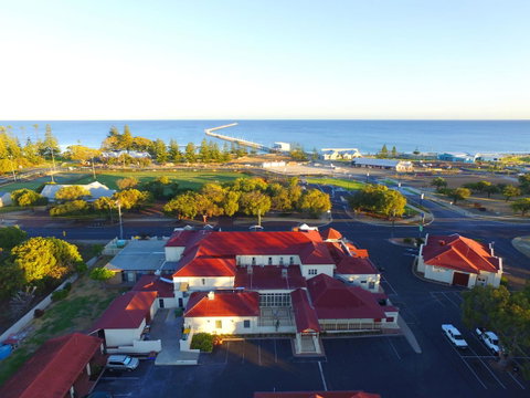 Esplanade Hotel Busselton - Accommodation Redcliffe 0