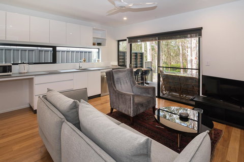 Tall Trees Margaret River - Accommodation Redcliffe 2