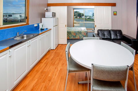 Discovery Parks - Devonport - Accommodation Redcliffe 17