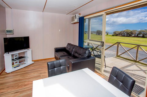 Discovery Parks - Devonport - Accommodation Redcliffe 38