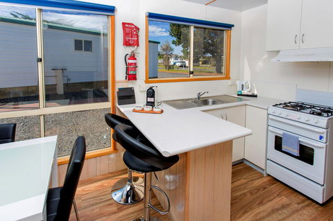 Discovery Parks - Devonport - Accommodation Redcliffe 10