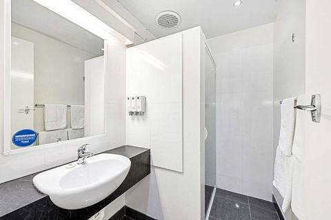 Coach House Launceston - Accommodation Redcliffe 23