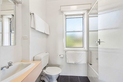 Coach House Launceston - Accommodation Redcliffe 25