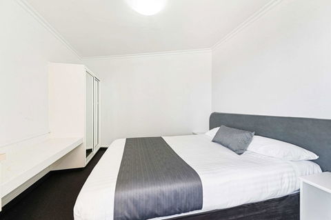 Coach House Launceston - Accommodation Redcliffe 15