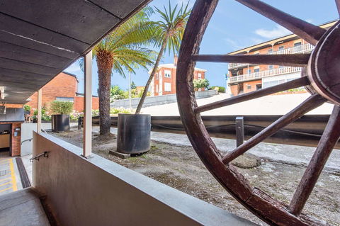 Coach House Launceston - Accommodation Redcliffe 26