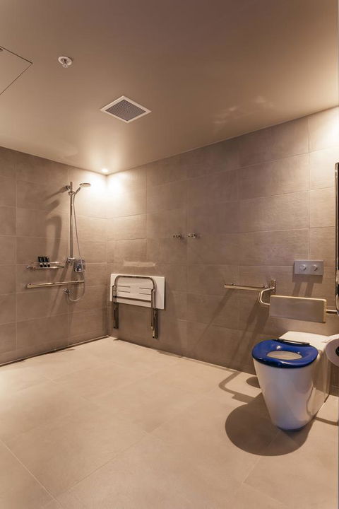 MACq 01 Hotel - Accommodation Redcliffe 21