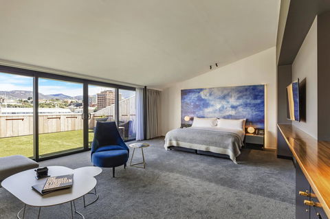 MACq 01 Hotel - Accommodation Redcliffe 26