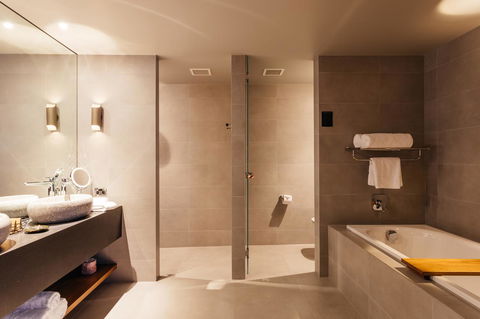 MACq 01 Hotel - Accommodation Redcliffe 27