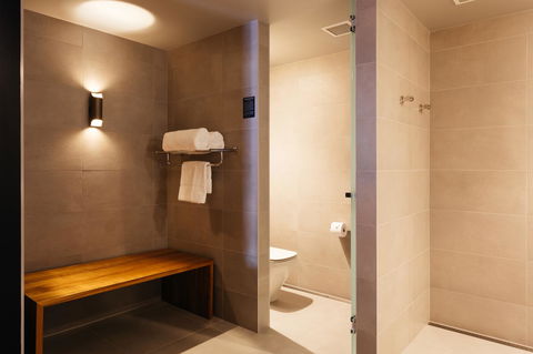 MACq 01 Hotel - Accommodation Redcliffe 36