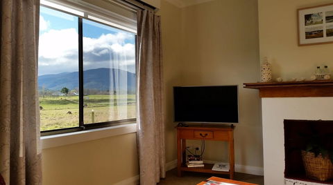 The Manager\'s Cottage - Accommodation Redcliffe 14