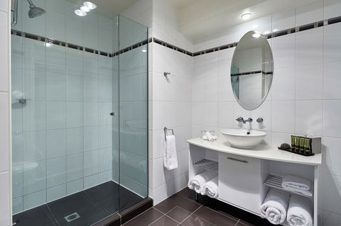 Peppers Seaport Hotel - Accommodation Redcliffe 8