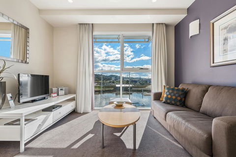 Peppers Seaport Hotel - Accommodation Redcliffe 4