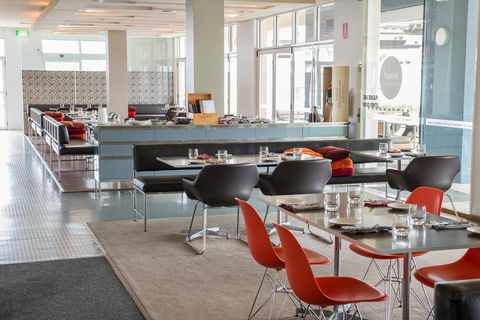 Peppers Seaport Hotel - Accommodation Redcliffe 35