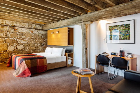 The Henry Jones Art Hotel - Accommodation Redcliffe 42