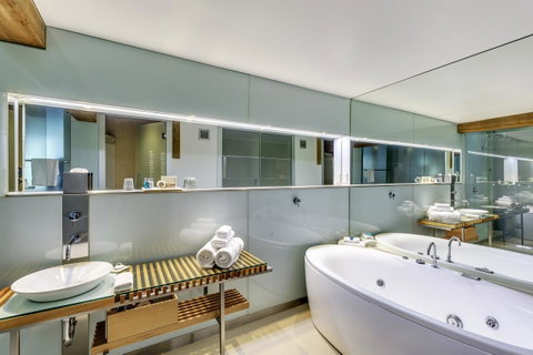 The Henry Jones Art Hotel - Accommodation Redcliffe 20