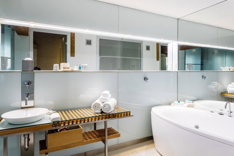 The Henry Jones Art Hotel - Accommodation Redcliffe 41