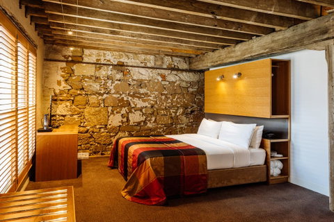 The Henry Jones Art Hotel - Accommodation Redcliffe 16