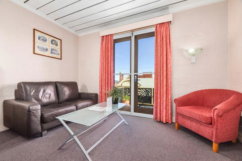 Balmoral On York - Accommodation Redcliffe 1