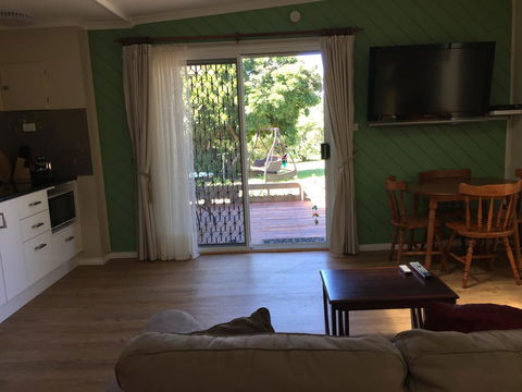 Amble\'a\'While On Tamar - Accommodation Redcliffe 30