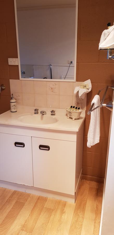 Blue Seas Holiday Villas - Accommodation Redcliffe 24