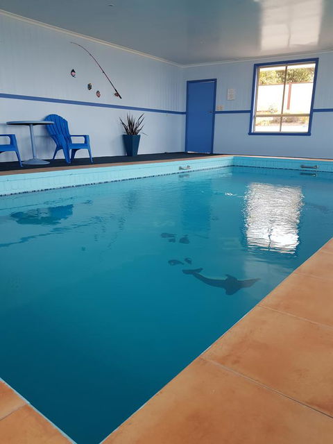 Blue Seas Holiday Villas - Accommodation Redcliffe 3