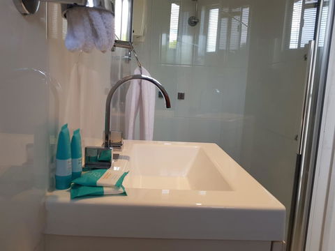 Blue Seas Holiday Villas - Accommodation Redcliffe 21