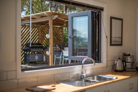 The Sandy Sister - Accommodation Redcliffe 38