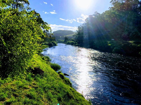 Forth River Cottage - Accommodation Redcliffe 1