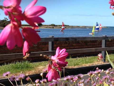 The Waterfront Wynyard - Accommodation Redcliffe 7