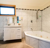 Driftwood Strahan Villas - Accommodation Redcliffe