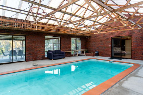 Acton Park Holiday Units - Accommodation Redcliffe 13