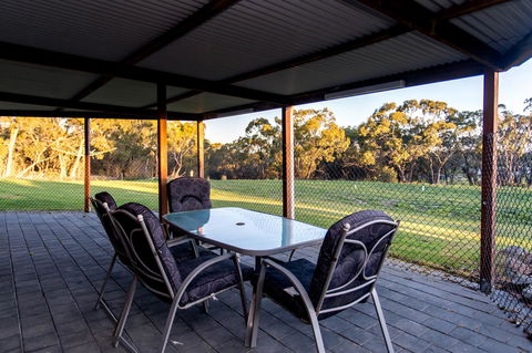 Acton Park Holiday Units - Accommodation Redcliffe 15