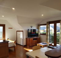 Riverside StudioPrivate - Accommodation Redcliffe