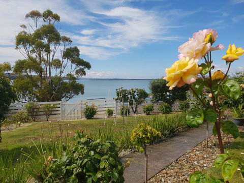 Garden By The Beach - Gateway To The East Coast, Close To Airport - Accommodation Redcliffe 23