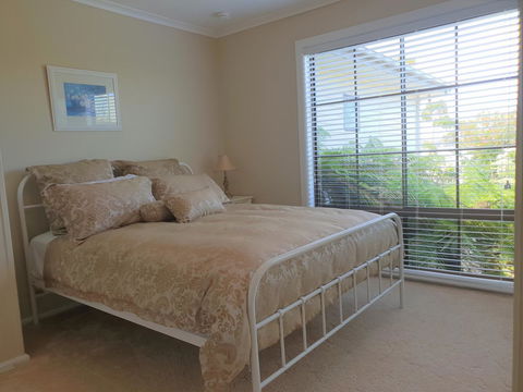 Garden By The Beach - Gateway To The East Coast, Close To Airport - Accommodation Redcliffe 3