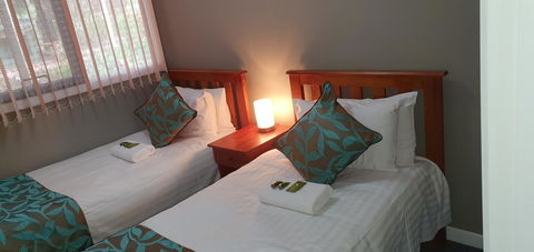 Roland B&B - Accommodation Redcliffe 8