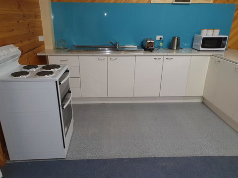 Roland B&B - Accommodation Redcliffe 14