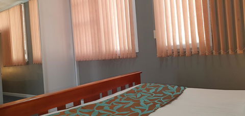 Roland B&B - Accommodation Redcliffe 4