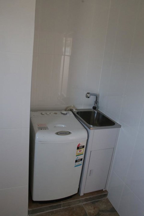 Penguin Seaside Farm - Accommodation Redcliffe 8