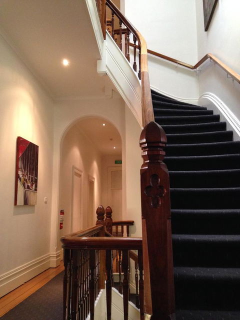 Auldington Hotel - Accommodation Redcliffe 26