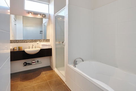 Auldington Hotel - Accommodation Redcliffe 36