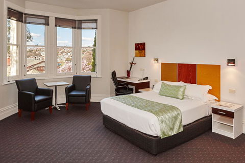 Auldington Hotel - Accommodation Redcliffe 3