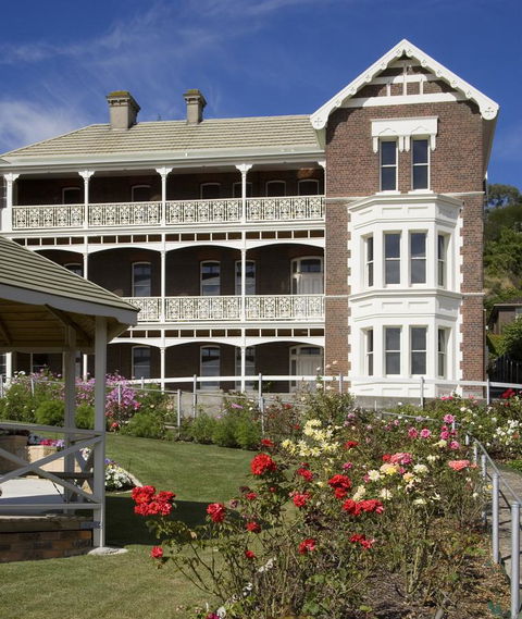 Auldington Hotel - Accommodation Redcliffe 0