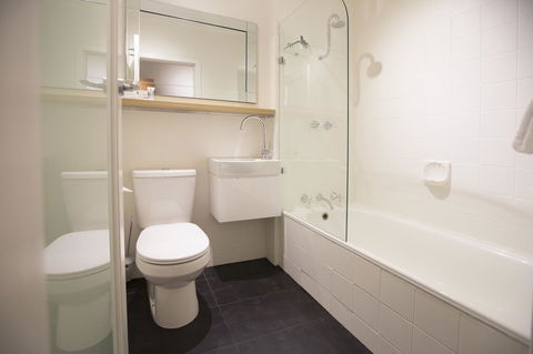 Hotel Launceston - Accommodation Redcliffe 9