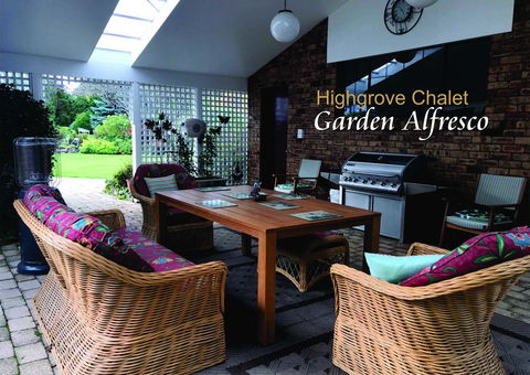 Highgrove - Accommodation Redcliffe 11