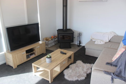 Hilltop Ocean Views å±±é¡¶æµ·æ™¯ - Accommodation Redcliffe 16
