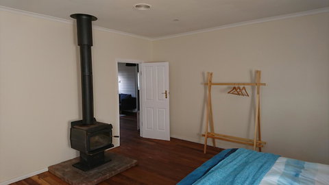 Glengarry Farm Stay BnB - Accommodation Redcliffe 3