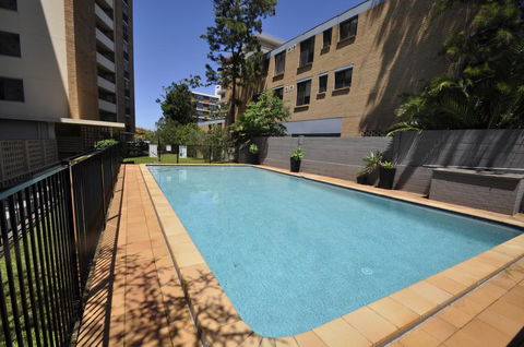 Neutral Bay Self Contained Studio Apartments - Accommodation Redcliffe 1